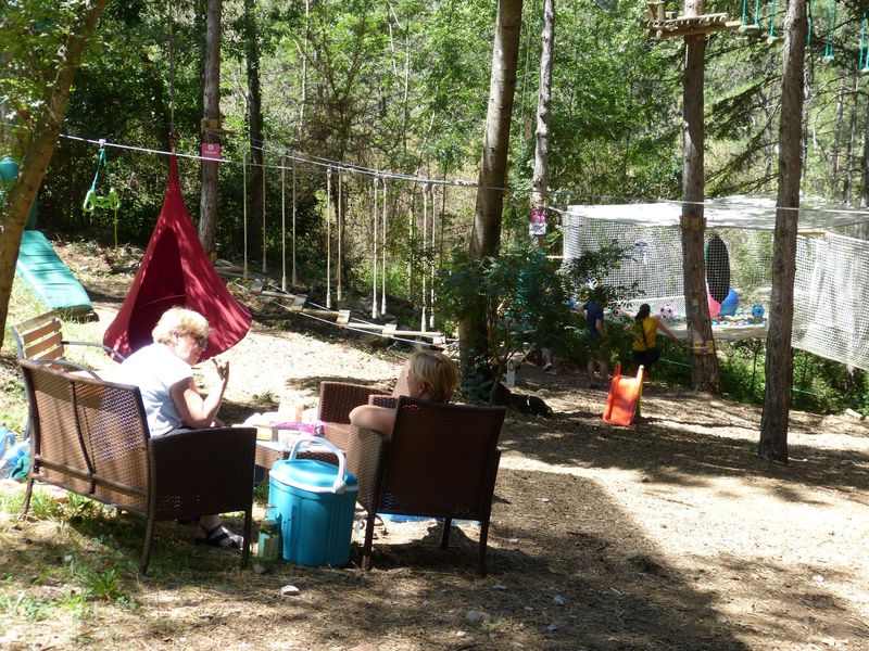 parc pour les enfants avec entrée gratuite pour les accompagnateurs proche de Nîmes