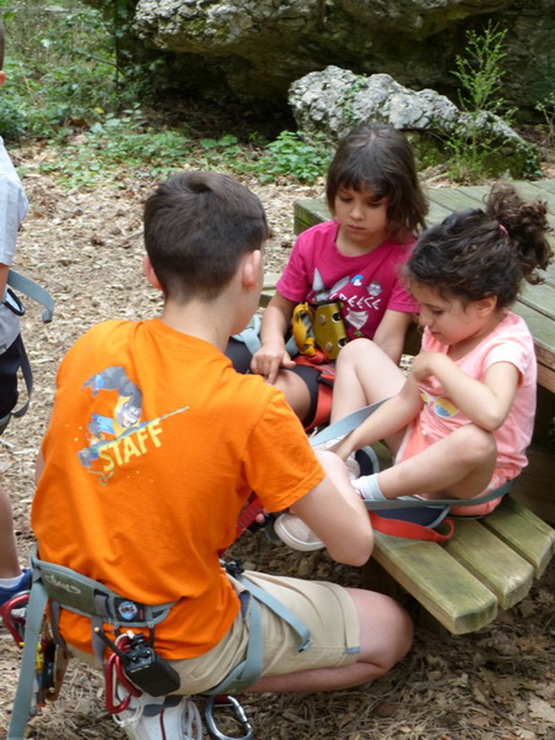 idée de sortie scolaire dans le parc accrobranche Les Accros d'Anjeau dans le Gard