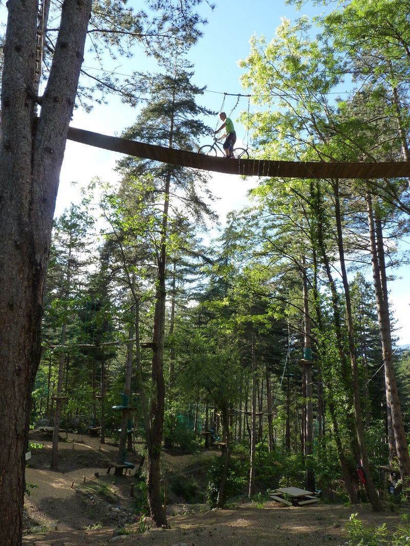 Parcours accrobranche difficile pour adultes