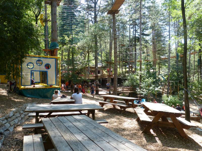 parc de loisirs et de jeux, parc accrobranche familial dans le Gard
