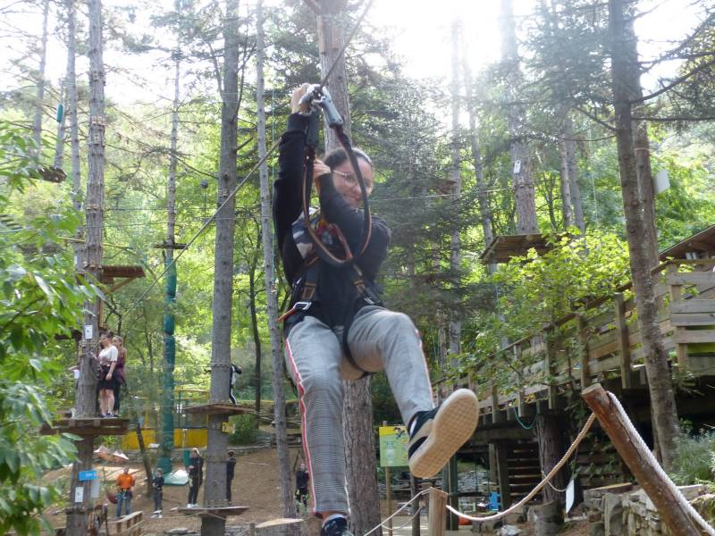 Meilleur parc accrobranche dans l'Hérault pour des adultes et ados avec des jeux difficiles